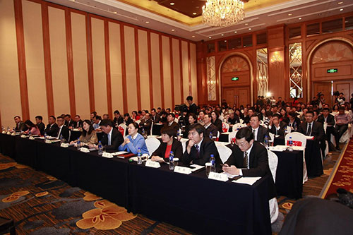 约150名黑龙江和哈尔滨的企业代表出席开幕研讨会参加情况踊跃