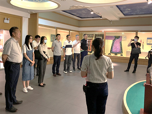 驻辽宁联络处访问辽宁省朝阳市5