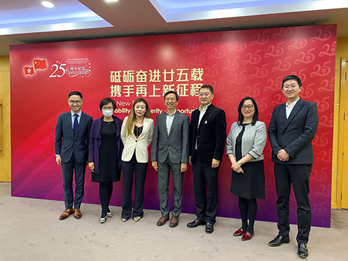 香港華菁會到訪駐京辦2