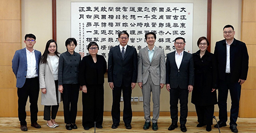 驻京办主任与全国人大常委会香港特别行政区基本法委员会副主任张勇会面1