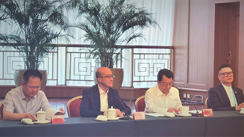 驻天津联络处出席香港青年交流实习团结业礼1