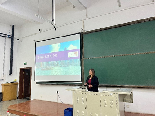 駐京辦入境事務組及駐遼寧聯絡處赴哈爾濱工業大學介紹「內地居民赴港入境計劃及香港基本情况」3