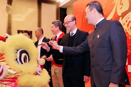 驻天津联络处出席天津市香港商会2024龙年春茗晚会1