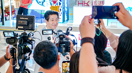 驻京办主任主礼「香港:充满魅力的国际大都会」巡回展览沈阳站开幕仪式_4 驻京办主任主礼「香港:充满魅力的国际大都会」巡回展览沈阳站开幕仪式4