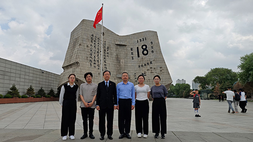 驻辽宁联络处在沈阳与香港学生聚会1