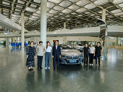 驻辽宁联络处在沈阳与香港学生聚会7