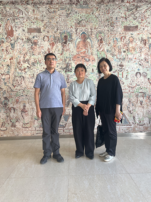 驻京办副主任到访甘肃省敦煌市_1 驻京办副主任到访甘肃省敦煌市2