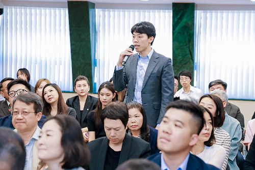 澳門駐京辦和香港駐京辦合辦在京港澳人士專題座談會5