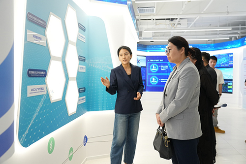 駐京辦助理主任出席「科技企業走進香港」交流座談會3