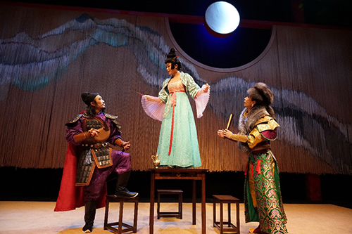 駐天津聯絡處出席香港中英劇團粵語話劇《元宵》並宣傳2025年立法會換屆選舉1